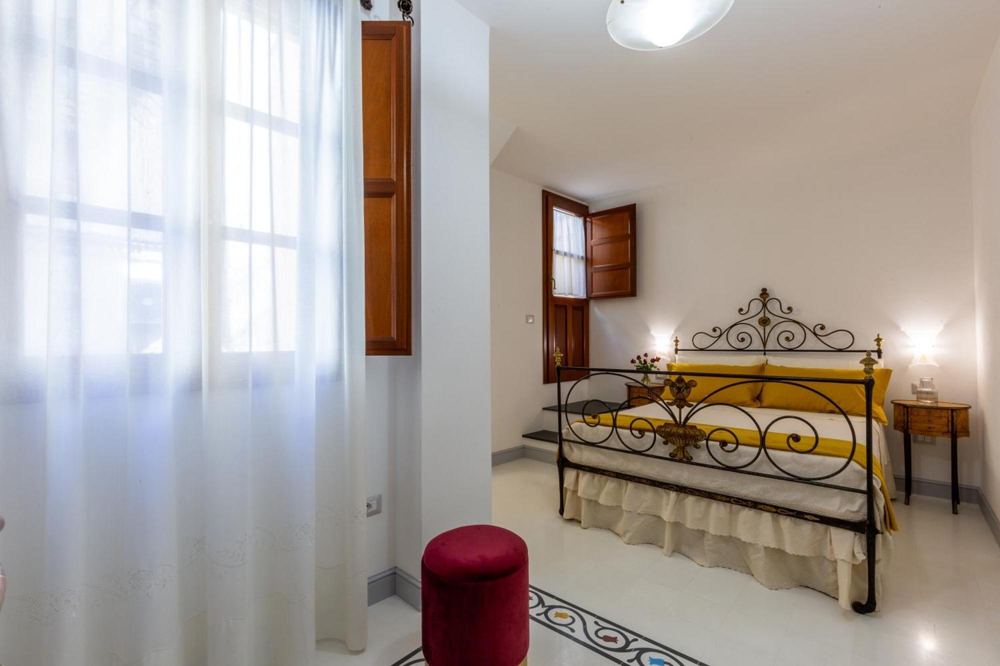 Mch-Marina Charming House Leilighet Cagliari Eksteriør bilde